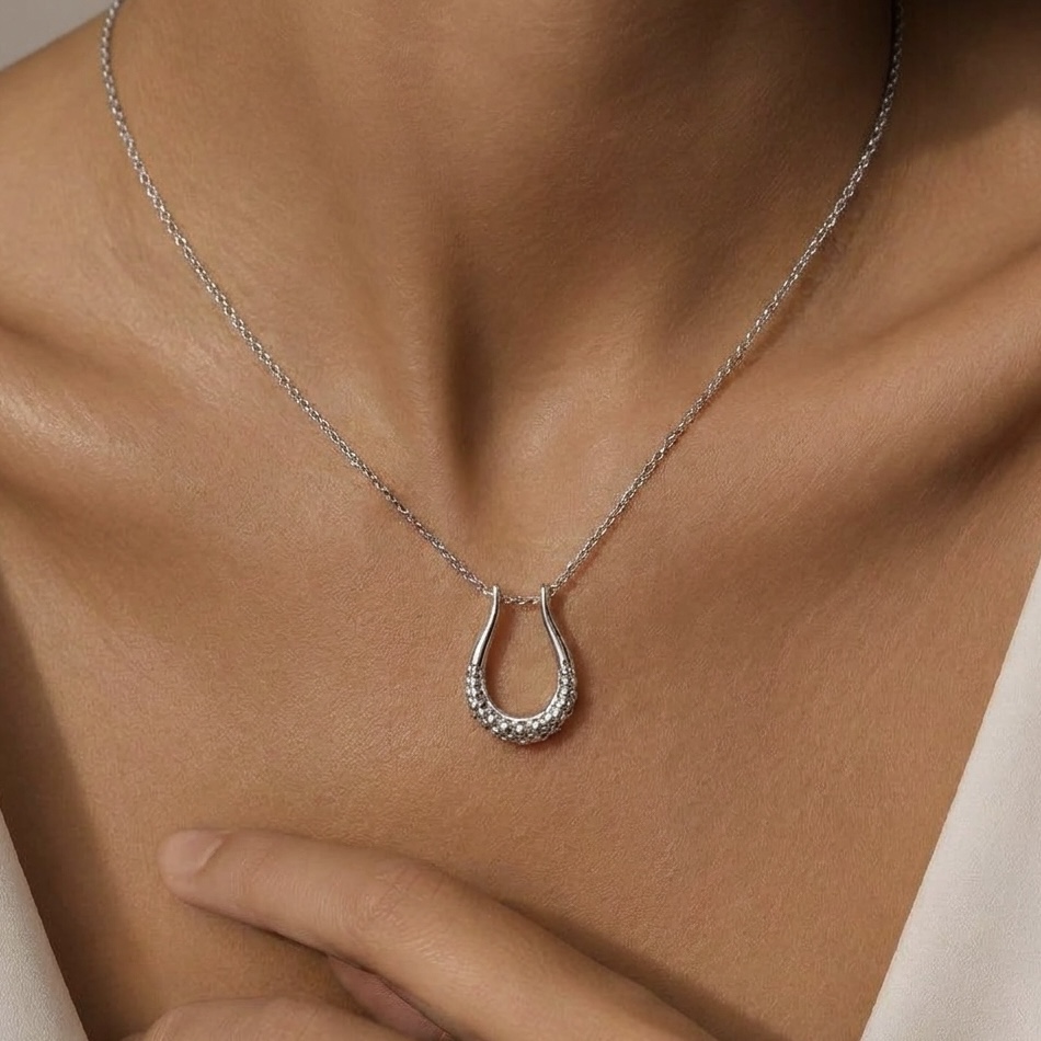 Колье из серебра 