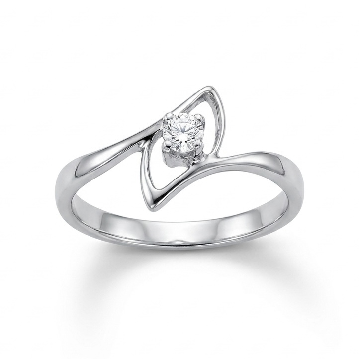 Кольцо из белого золота с бриллиантом