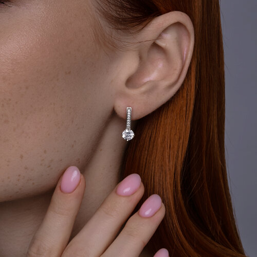 Серьги из серебра с фианитами