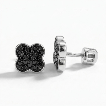 Серьги-пусеты в стиле клевера из серебра с черной шпинелью
